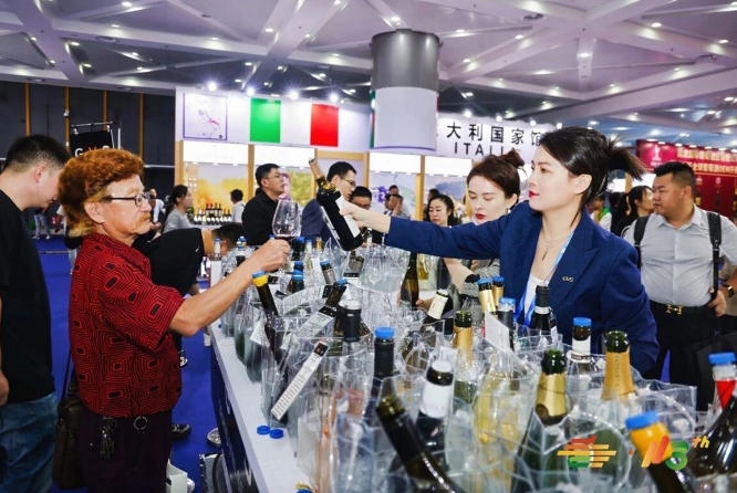 *酒品聚2026南京秋糖｜从白酒黄酒到葡萄酒烈酒从传统名酒到低度潮饮全品类覆盖